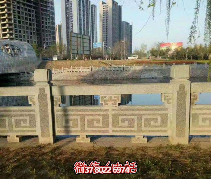 豪華花崗巖欄桿,讓你的河邊小區(qū)更加美觀 豪華花崗巖欄桿,讓你的河邊小區(qū)更加美觀