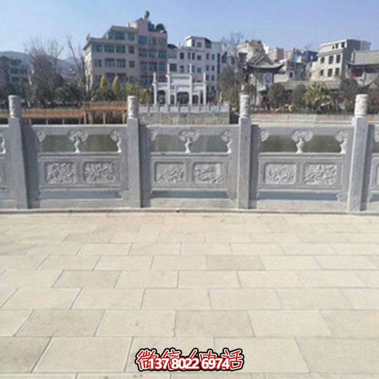 精美大理石雕塑欄桿，裝點戶外園林景觀