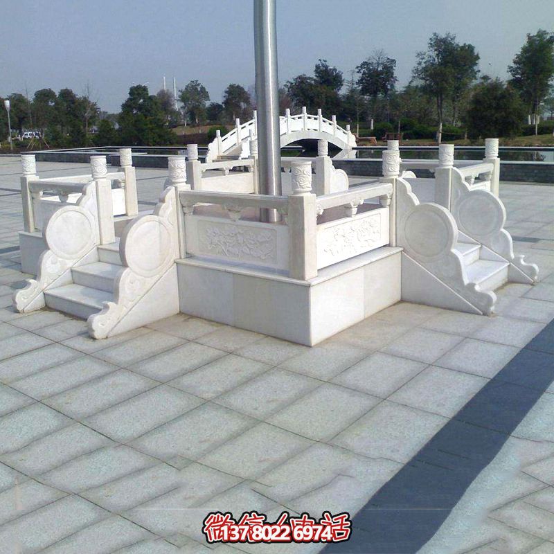 漢白玉升旗臺(tái),喚醒城市雕塑美學(xué) 漢白玉升旗臺(tái),喚醒城市雕塑美學(xué)