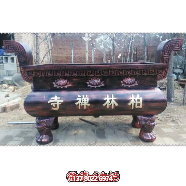玻璃鋼大型香爐雕塑，點綴露天景區