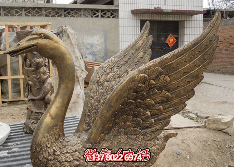 戶(hù)外不銹鋼噴金切割烤漆展翅天鵝雕塑 戶(hù)外不銹鋼噴金切割烤漆展翅天鵝雕塑